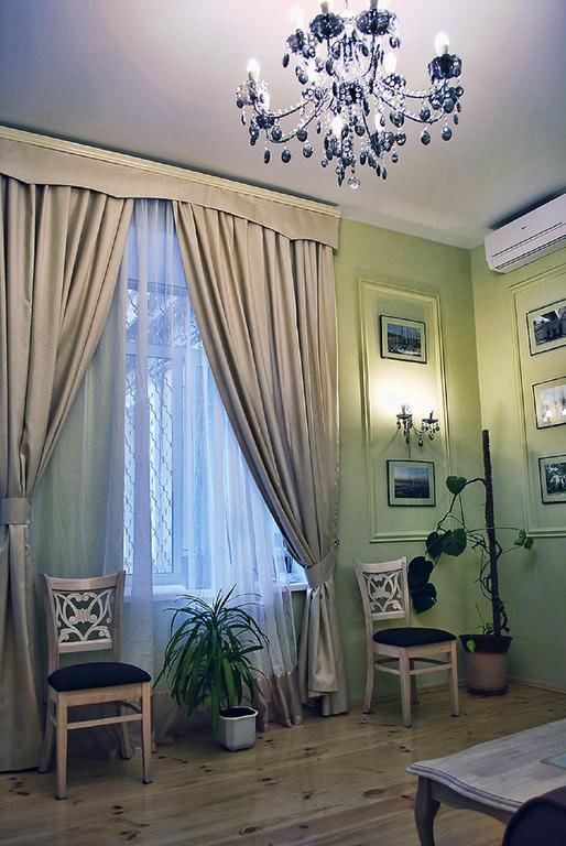 Classic Apartment On Zhukovskoho Одесса Экстерьер фото